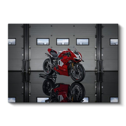 Ducati Panigale V4 - Kırmızı Yarış Motosikleti Kanvas Tablo