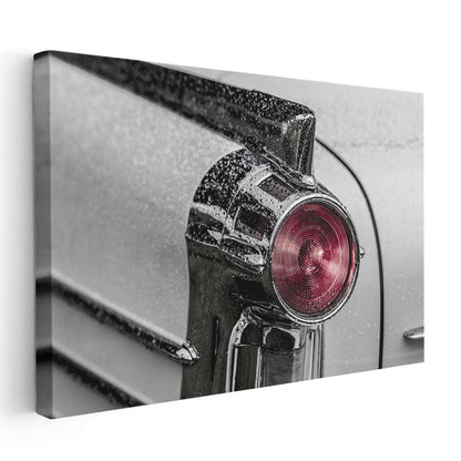 Klasik Otomobil Stop Lambası - Vintage Araba Detay Çekimi Kanvas Tablo