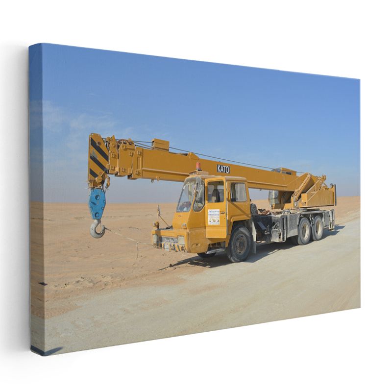 KATO Vinç - İş Makinesi Çöl Manzarası Kanvas Tablo