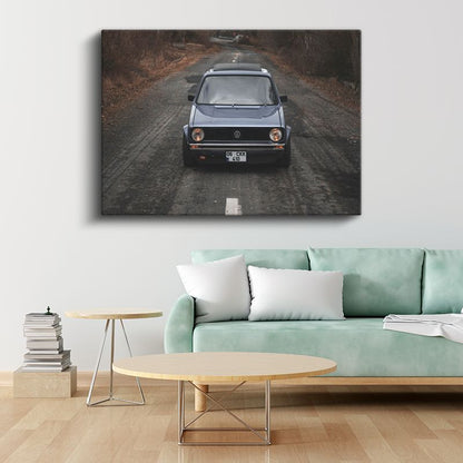 Volkswagen Golf - Sonbahar Yolunda Klasik Hatchback Kanvas Tablo