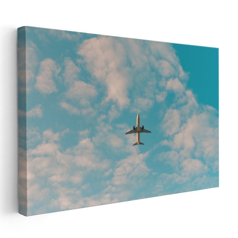 Yolcu Uçağı - Bulutlar Arasında Seyahat Kanvas Tablo