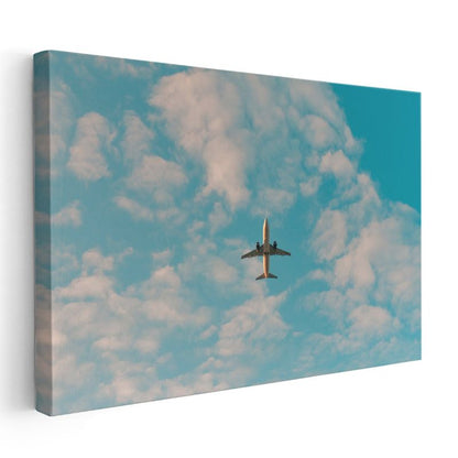 Yolcu Uçağı - Bulutlar Arasında Seyahat Kanvas Tablo