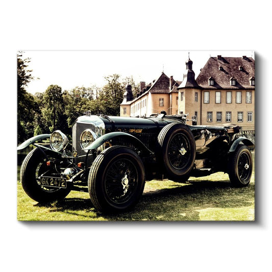 Klasik Spor Araba - Malikane Önünde Zarafet Kanvas Tablo