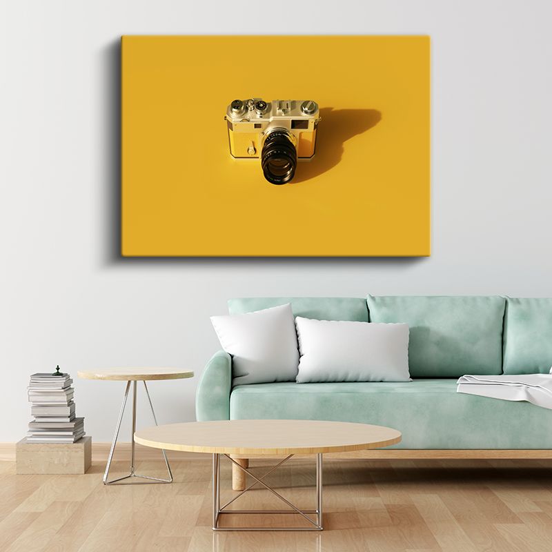 Klasik Analog Fotoğraf Makinesi - Sarı Fonlu Retro Çekim Aleti Kanvas Tablo