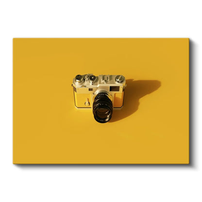 Klasik Analog Fotoğraf Makinesi - Sarı Fonlu Retro Çekim Aleti Kanvas Tablo
