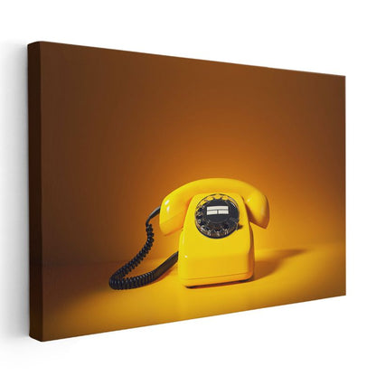 Sarı Çevirmeli Telefon - Amber Işıklı Retro İletişim Aracı Kanvas Tablo