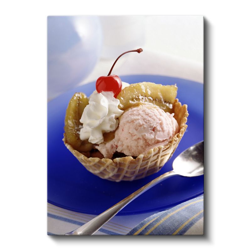 Dondurma Külahı - Taze Meyveli Waffle Tatlısı Kanvas Tablo