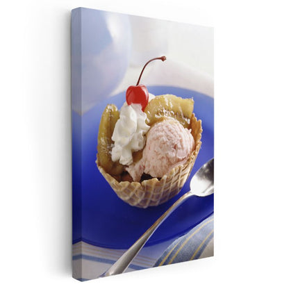Dondurma Külahı - Taze Meyveli Waffle Tatlısı Kanvas Tablo