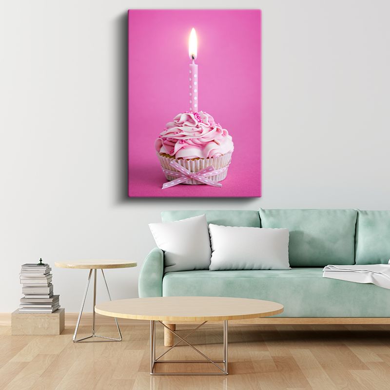 Doğum Günü Cupcake - Pembe Krema ve Mum Detaylı Tatlı Kanvas Tablo