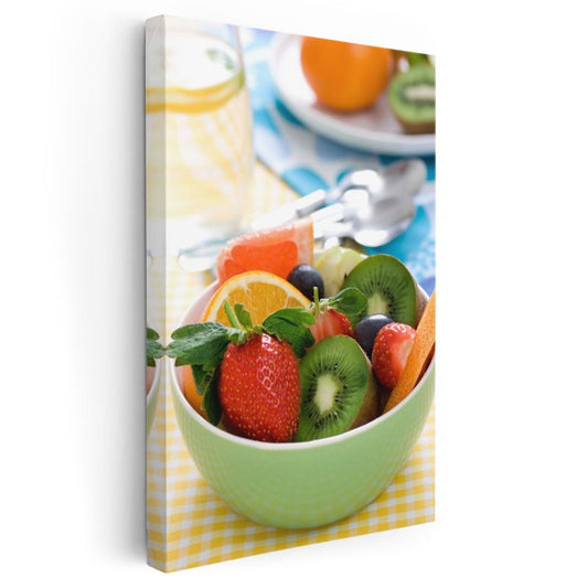 Taze Meyve Salatası - Çilek ve Kivi Karışımlı Sağlıklı Atıştırmalık Kanvas Tablo