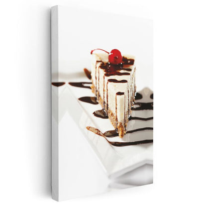 Çikolatalı Cheesecake - Kiraz Süslemeli Tatlı Dilimi Kanvas Tablo