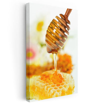 Altın Bal - Petek Üzerine Damlayan Tatlı Nektar Kanvas Tablo