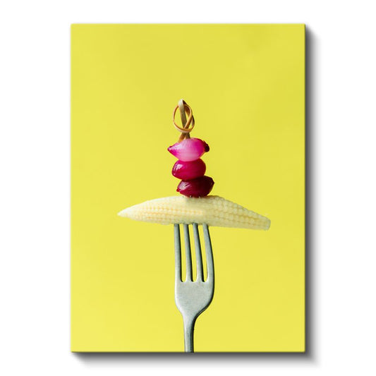 Mısır ve Turp - Çatalla Sunulan Renkli Kontrast Kanvas Tablo