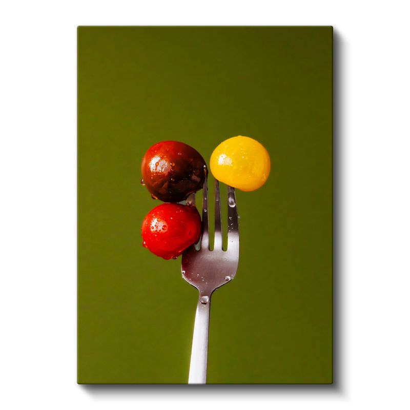 Renkli Domatesler - Çatalda Minimalist Sunum Kanvas Tablo