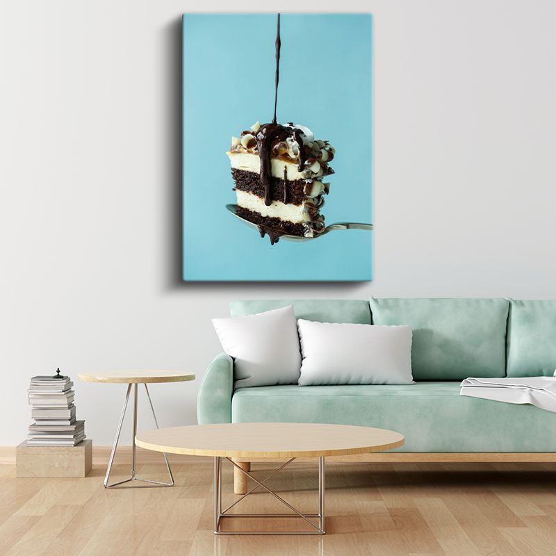 Çikolatalı Pasta Dilimi - Eriyen Sos ile Tatlı Ziyafet Kanvas Tablo