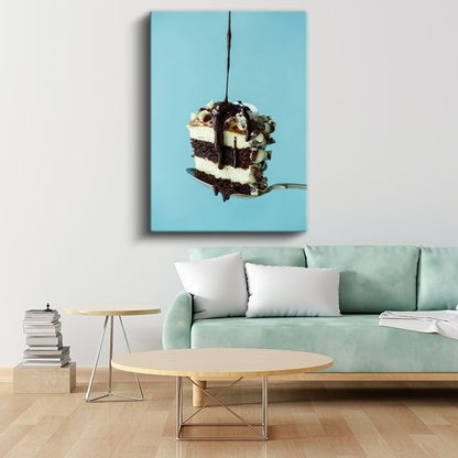 Çikolatalı Pasta Dilimi - Eriyen Sos ile Tatlı Ziyafet Kanvas Tablo