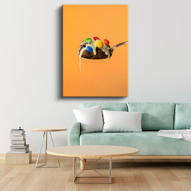 Çikolatalı Tatlı - Renkli Şekerlemelerle Süslenmiş Kaşık Kanvas Tablo