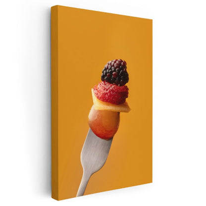 Meyve Harmonisi - Çatal Üzerinde Renkli Meyveler Kanvas Tablo