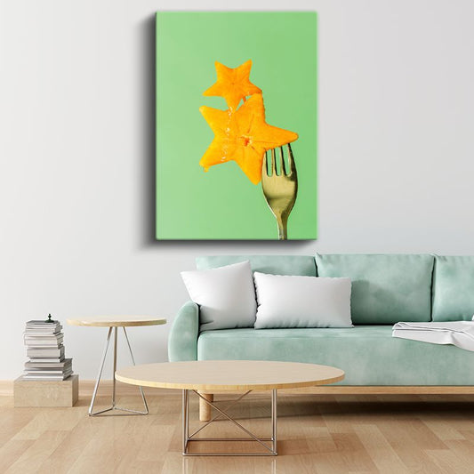 Yıldız Meyvesi - Çatalda Parlayan Tropikal Lezzet Kanvas Tablo