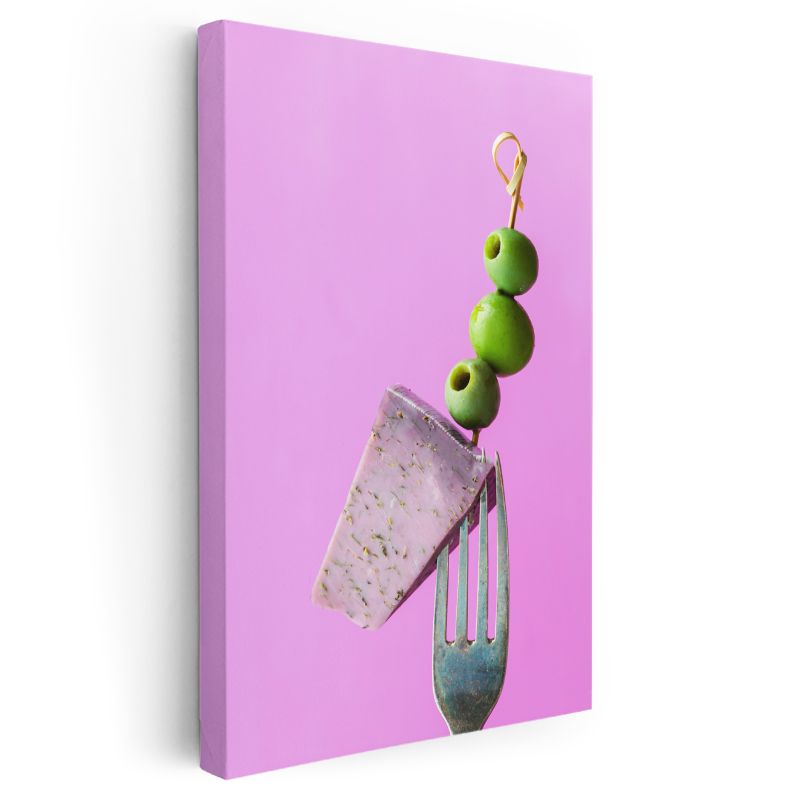 Zeytin Üçlüsü - Mor Fondaki Akdeniz Lezzeti Kanvas Tablo