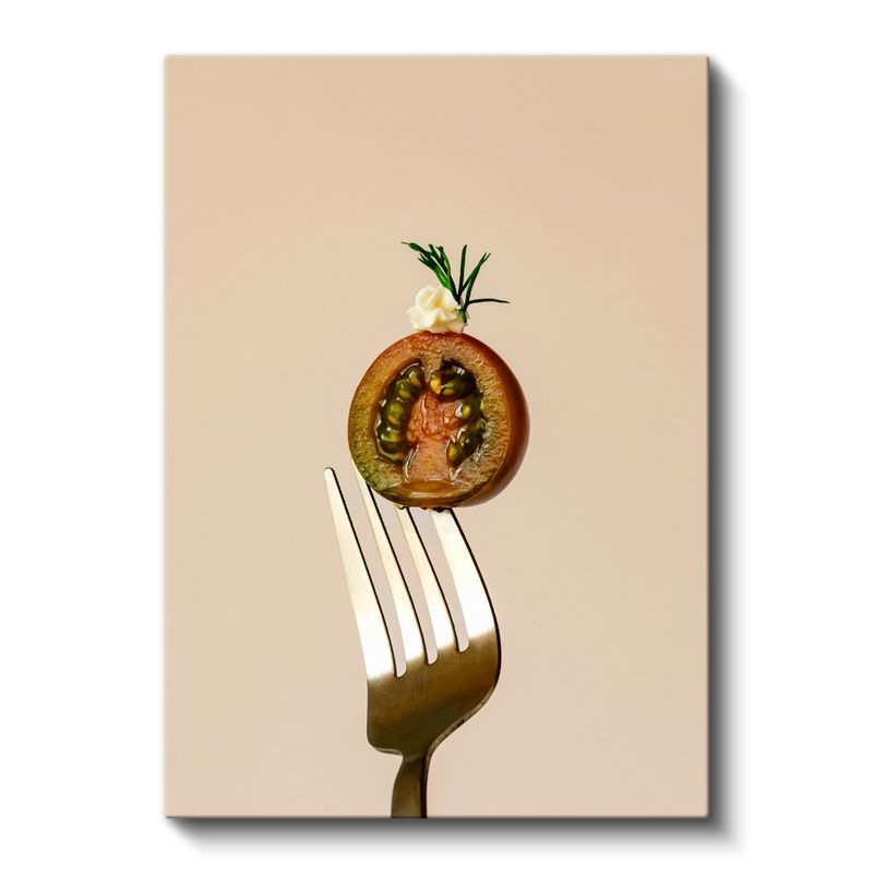 Kivi Dilimi - Çatalla Sunulan Egzotik Lezzet Kanvas Tablo