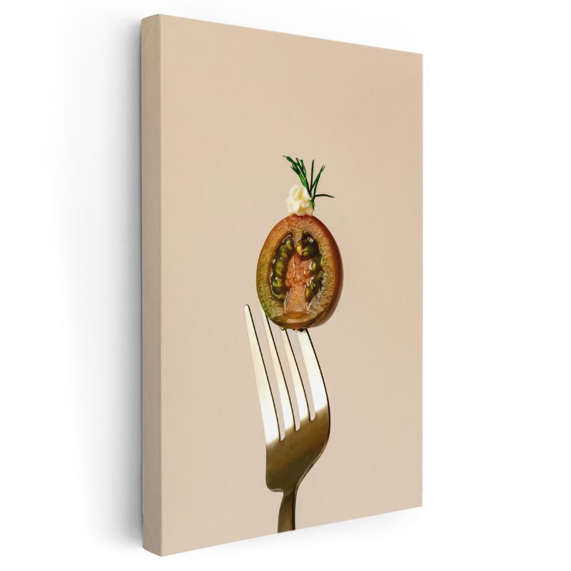 Kivi Dilimi - Çatalla Sunulan Egzotik Lezzet Kanvas Tablo