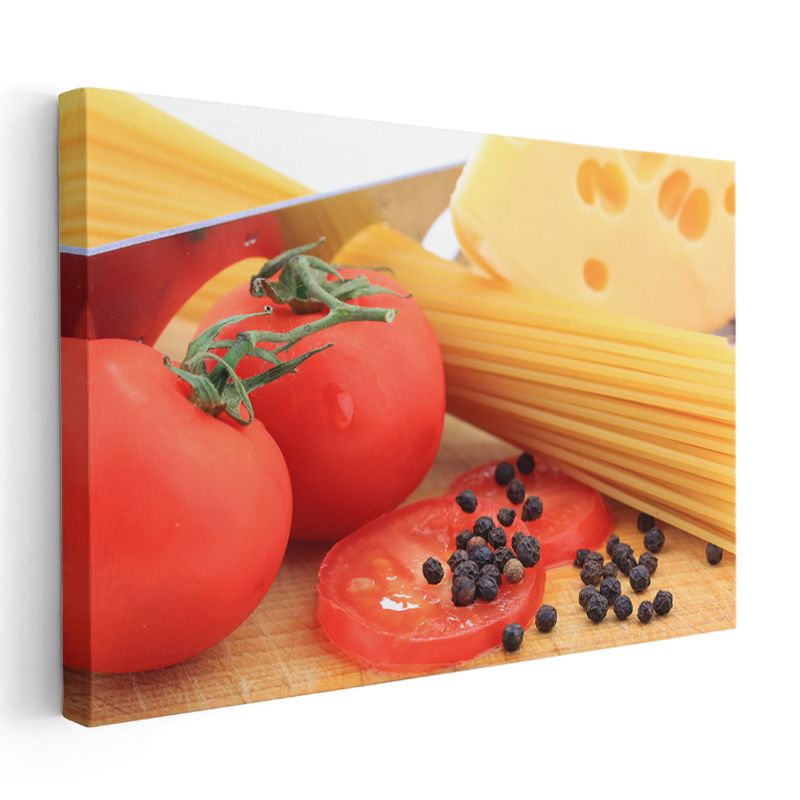 Akdeniz Lezzetleri - Domates ve Peynir Eşliğinde Makarna Kanvas Tablo
