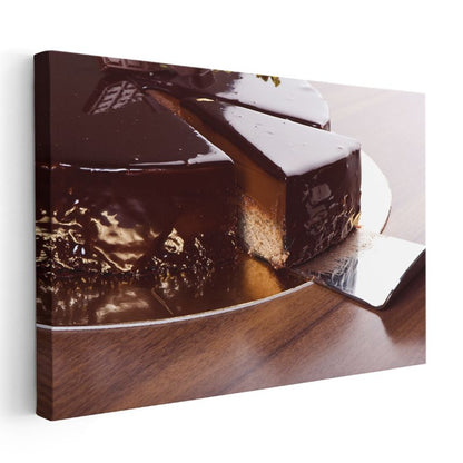 Çikolata Glazürlü Pasta - Parlak Yüzeyli Enfes Dilim Kanvas Tablo