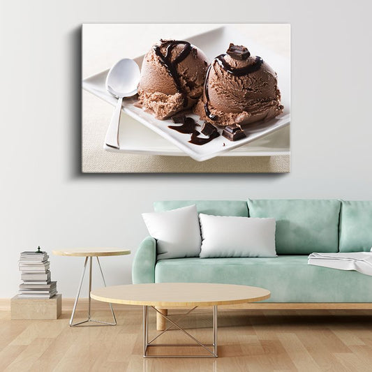 Çikolatalı Dondurma - Eriyen Sos ile Süslenmiş Toplar Kanvas Tablo