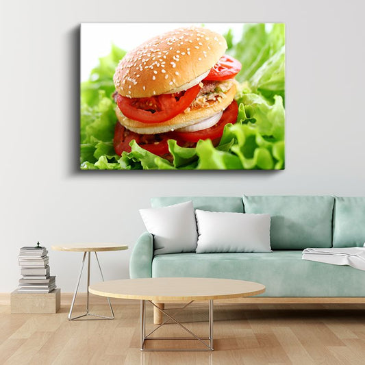 Lezzetli Hamburger - Domates ve Yeşilliklerle Kanvas Tablo