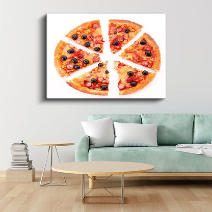 Dilimlenmiş Pizza - Sucuklu ve Zeytinli Karışık Kanvas Tablo
