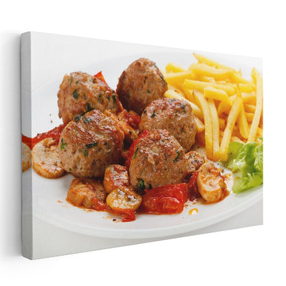 Köfte Tabağı - Domates Soslu ve Patates Kızartmalı Kanvas Tablo