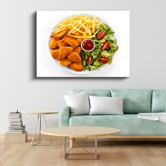 Altın Rengi Tavuk Nugget - Taze Salata ve Patates Kızartması Eşliğinde Kanvas Tablo