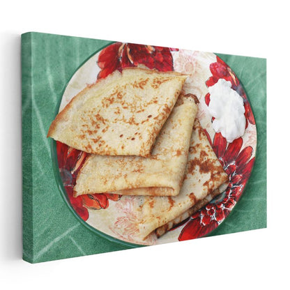 Altın Krep - Kaymak İle Servis Edilmiş Lezzetli Hamur İşi Kanvas Tablo