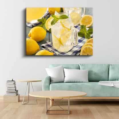 Ferahlatıcı Limonata - Nane Yaprakları ve Limon Dilimleriyle Süslenmiş İçecek Kanvas Tablo
