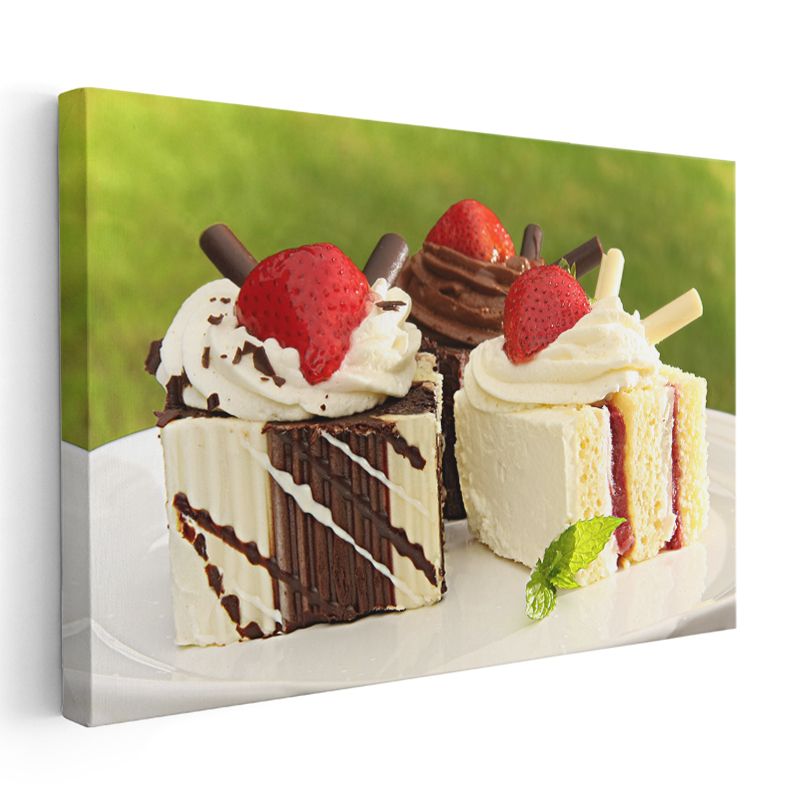 Pasta Dilimleri - Çilekli Tatlı Çeşitleri Kanvas Tablo