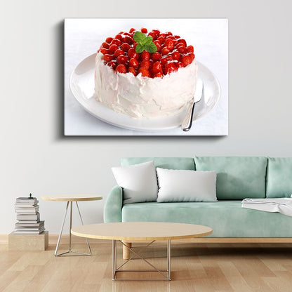 Çilekli Pasta - Kremsi Beyaz Üzeri Kırmızı Meyvelerle Kaplı Kanvas Tablo