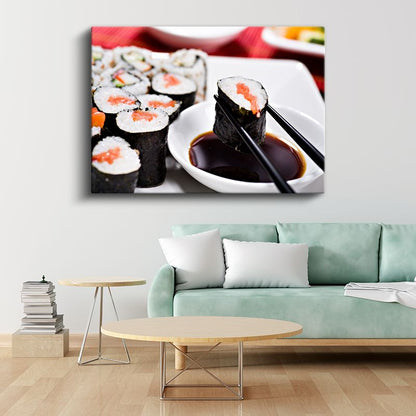 Sushi Ziyafeti - Çubukla Tutulmuş Somon Rulosu Kanvas Tablo