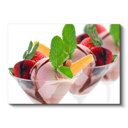 Dondurma Kupları - Çilek ve Nane Yapraklı Tatlı Sunumu Kanvas Tablo