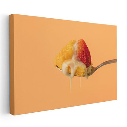 Tatlı Çilek Pastası - Kremli Lezzet Anı Kanvas Tablo
