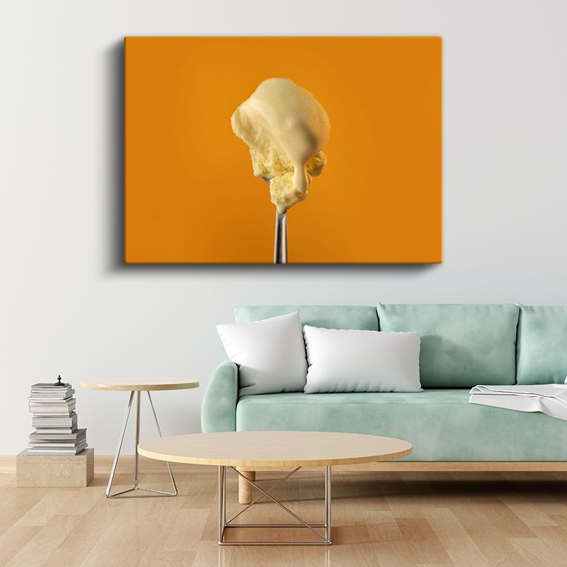 Kremsi Dondurma - Kaşıkta Eriyen Tatlı Kanvas Tablo