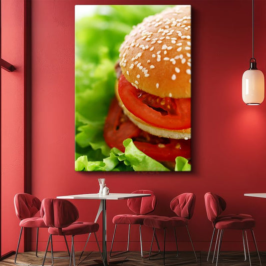 Lezzetli Hamburger - Taze Domates ve Yeşilliklerle Süslenmiş Kanvas Tablo