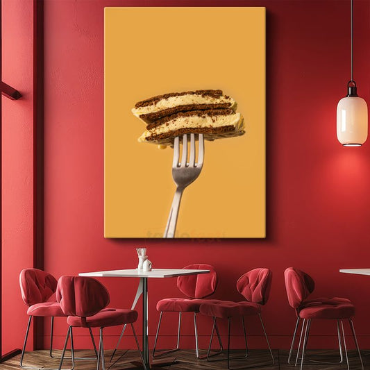 Tiramisu Lezzeti - Altın Çatal Üzerinde Tatlı Kanvas Tablo