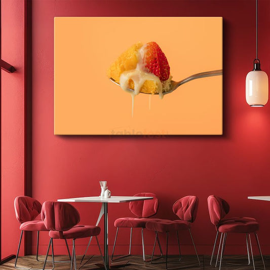 Tatlı Çilek Pastası - Kremli Lezzet Anı Kanvas Tablo